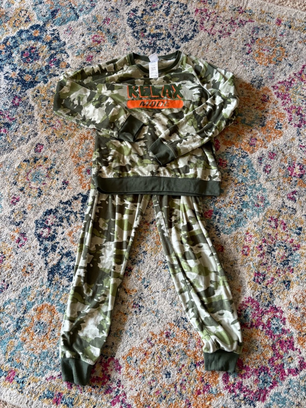 Youth boys pajamas set! So soft and never used.